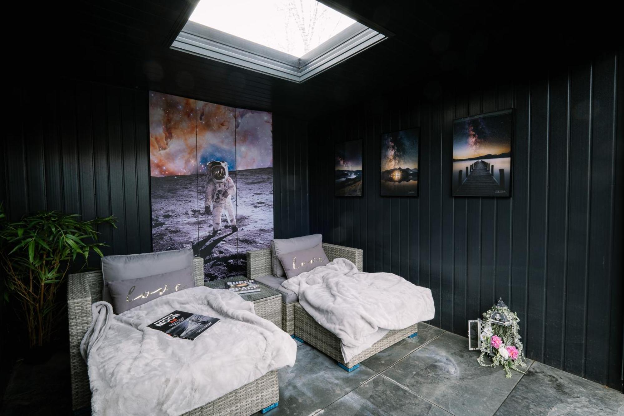 Rockside - Luxury 1 Bedroom Home With Hot Tub, Central Location, Parking And Pet Friendly Windermere Exteriör bild
