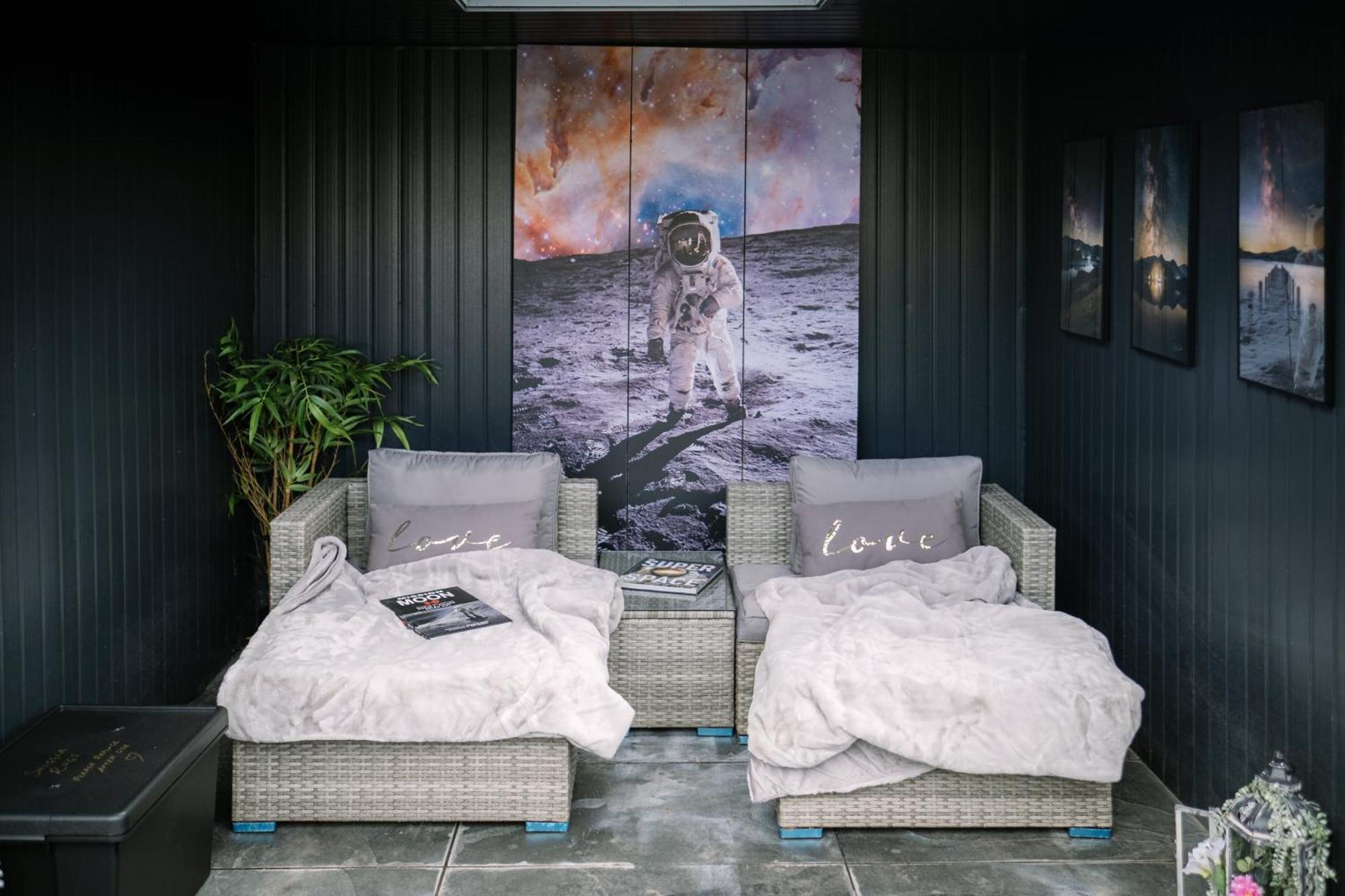 Rockside - Luxury 1 Bedroom Home With Hot Tub, Central Location, Parking And Pet Friendly Windermere Exteriör bild